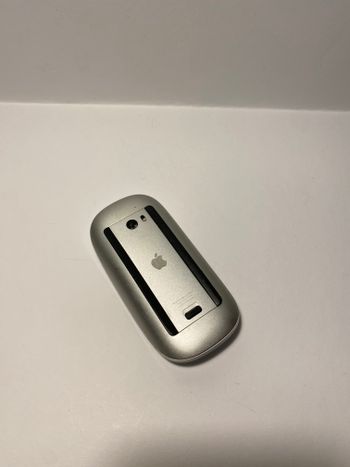 Apple Magic Mouse belaidė pelė