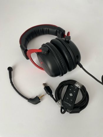 HyperX Cloud 2 + 7.1 Surround Sound Card