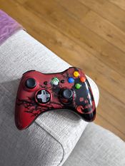 Gears of War Xbox 360 Controller + NEW Gears of War 3