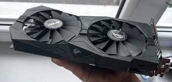 Asus GeForce GTX 1050 Ti 4 GB 1379-1506 Mhz PCIe x16 GPU