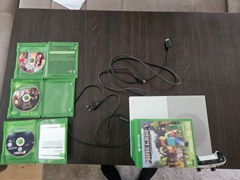 Buy Xbox One S 500GB su 14 žaidimų