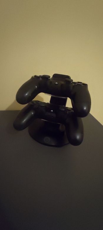 Buy PS4 500gb CUH-1004A