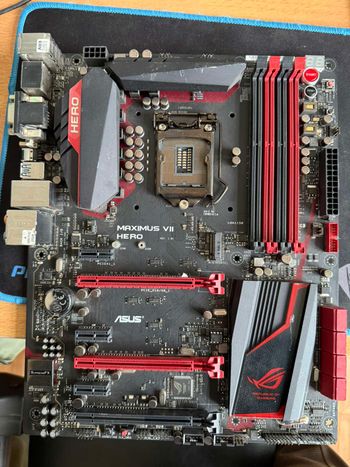 Asus MAXIMUS VII HERO Intel Z97 ATX DDR3 LGA1150 3 x PCI-E x16 Slots Motherboard