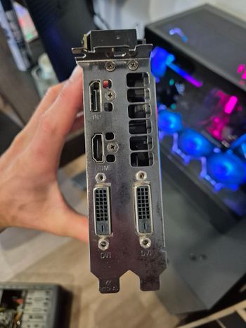 Asus Radeon RX 570 4 GB 1168-1254 Mhz PCIe x16 GPU for sale