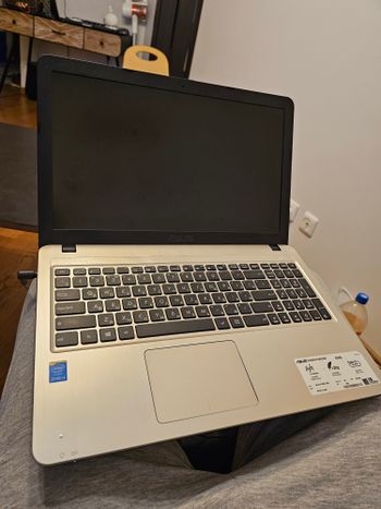 Asus X540l i3 8gb 128gb SSD 