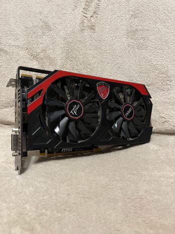 MSI Radeon R9 280X 3 GB 1000-1050 Mhz PCIe x16 GPU