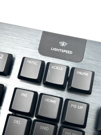 Logitech G915 Wireless (Tactile) RGB Mechaninė Gaming Klaviatūra