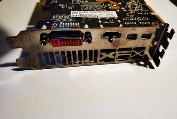 XFX Double FX-7950 3 GB PCIe x16 GPU
