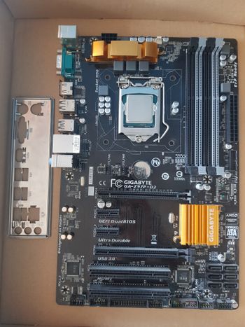 Gigabyte GA-Z97P-D3 Intel Z97 ATX DDR3 LGA1150 2 x PCI-E x16 Slots Motherboard