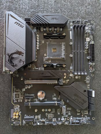 MSI MPG B550 GAMING PLUS AMD B550 ATX DDR4 AM4 2 x PCI-E x16 Slots Motherboard
