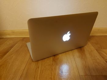Tvarkingas MacBook air a1369 +Originalus pakrovėjas for sale