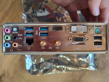 ASRock H97M ITX/ac + i7 4770 + 16GB RAM
