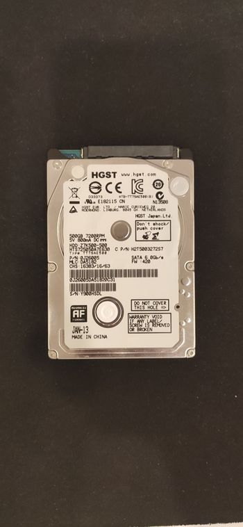 HGST HW HGST Travelstar Z7K500 HTE725032A7E630 - Disco Duro - 320 GB - Interno - 2.5" - SATA 6Gb/s - 7200 Rpm - Búfer: 32 MB