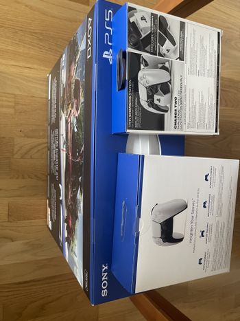 Buy PS5 Digital+Juego+base de carga para dos mandos+dualsense extra
