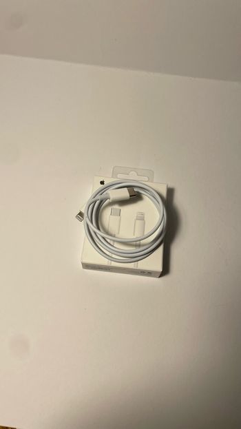 USB-C to Lightning krovimo laidas
