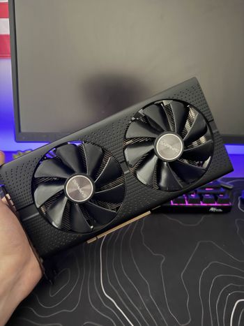 Sapphire Radeon RX 570 4 GB 1168-1340 Mhz PCIe x16 GPU