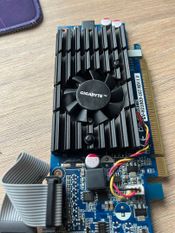 Gigabyte GeForce 210 1 GB 520 Mhz PCIe x16 GPU