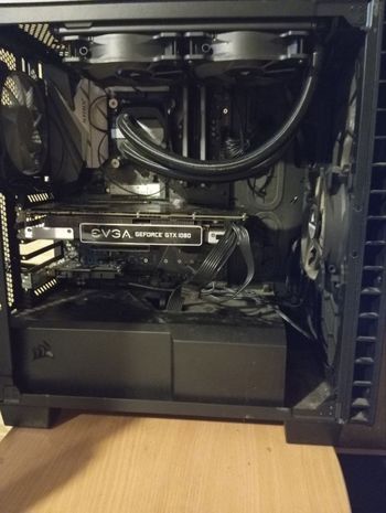 ŽAIDIMU KOMPIUTERIS