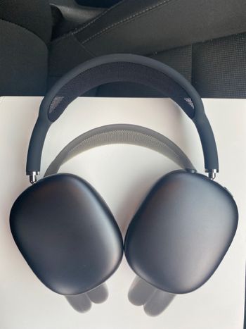 Apple AirPods Max