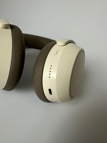 Buy Sennheiser Momentum 4