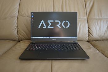 gigabyte Aero 15 YB **RTX 2080 Super**