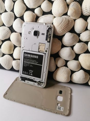 Samsung J3(6) for sale