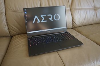 gigabyte Aero 15 YB **RTX 2080 Super**