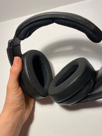 Sennheiser GSP 670 wireless belaidės žaidimų ausinės wireless gaming headset hea