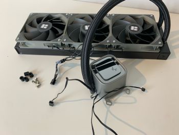 Deepcool GAMERSTORM CAPTAIN 360X WHITE 500-1800 RPM Water Cooled CPU Cooler