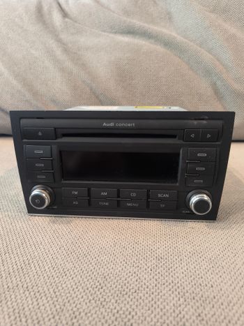 Audi Concert magnetola