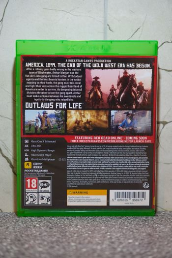 Xbox Series X 1TB + 2 Red Dead Redemption žaidimai (diskai, dėžės)