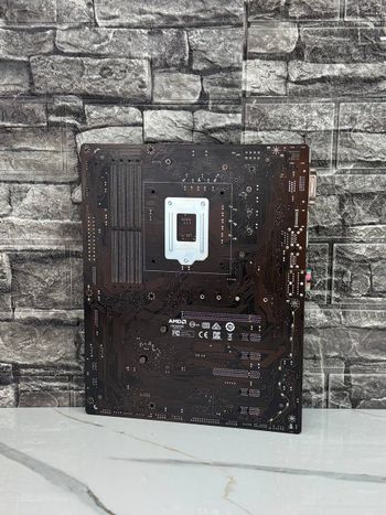 Redeem MSI Z370-A PRO Intel Z370 ATX DDR4 LGA1151 2 x PCI-E x16 Slots Motherboard