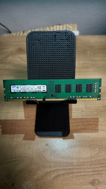 Samsung 4 GB (1 x 4 GB) DDR3-1333 Black / Green PC RAM