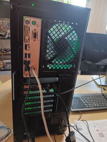 Buy Parduodamas stacionaras su AMD Ryzen 5 3500X, 16GB RAM, 500GB,GTX 1050 už 350€ 