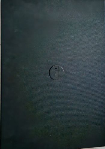  Dell Inspiron 15 3878