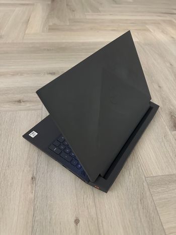 Puikios būklės Dell G15 5510 Rtx 3050 16gb RAM