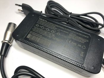 MDA BC292360020 84W 42V 2A XLR Male Head 3pin 18mm Genuine Adapter Charger