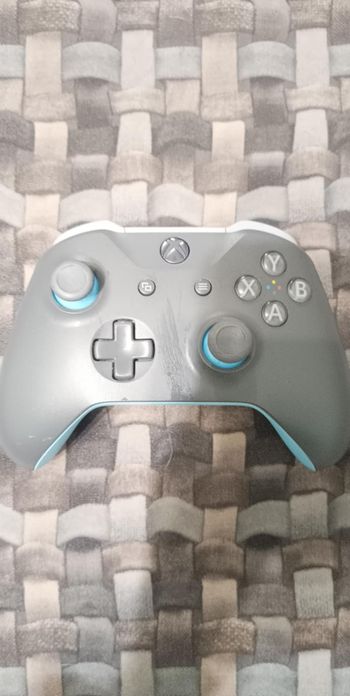 Xbox One bevielis pultelis