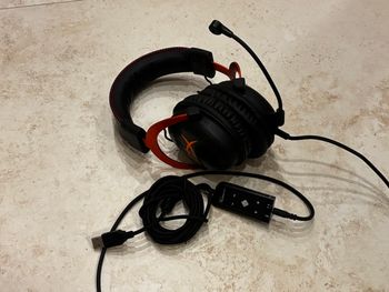 HyperX Cloud 2 + Sound Card Gaming Headphones