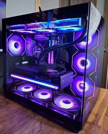 Naujas - Rx 7800 XT , R5 7500f, 32gb Ddr5, 1tb Nvme
