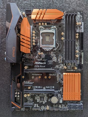 ASRock Z170 Pro4 Intel Z170 ATX DDR4 LGA1151 2 x PCI-E x16 Slots Motherboard